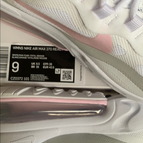 • NIKE AIR MAX 270 REACT white/pink foam-total WMN - Picture 5 of 16